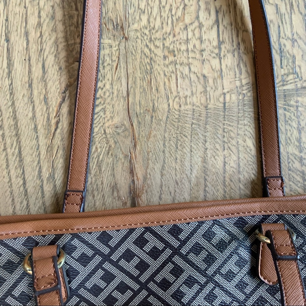 New Without Tag! Tommy Hilfiger satchel handbag - Picture 6 of 14